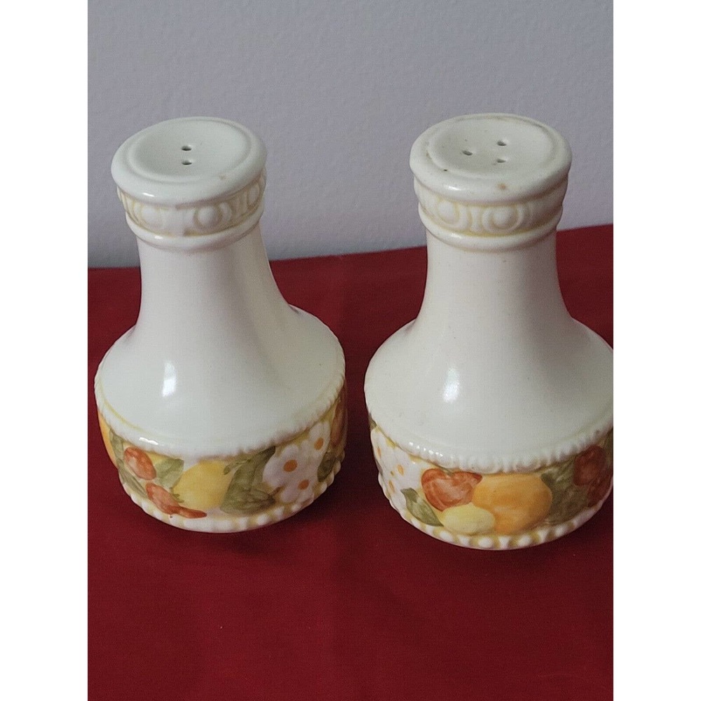 Vintage Vernon ware by Metlox Della Robbia Salt and Pepper Set